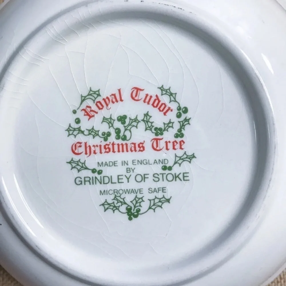 Vintage Royal Tudor Christmas Tree Serving Bowl England Cottage Core Whimsical